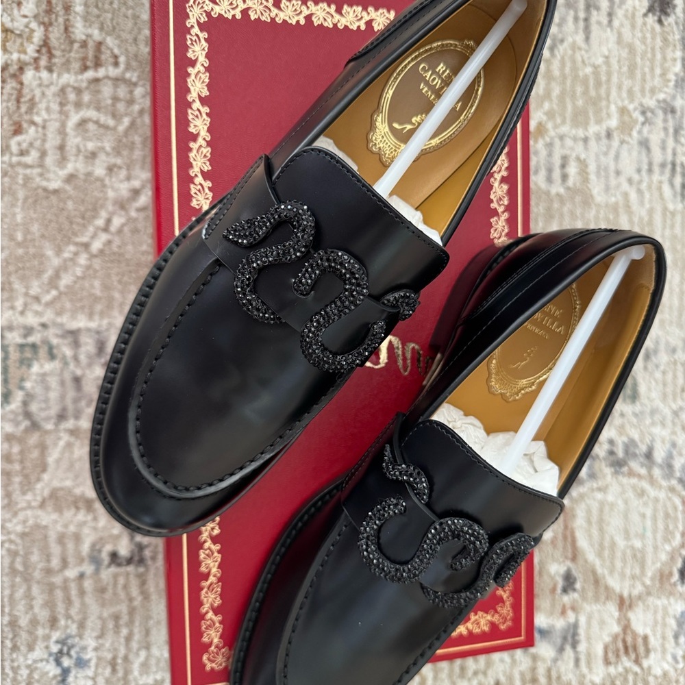 Rene Caovilla Black Flats with Decorative Bow and Moccasin Stitching